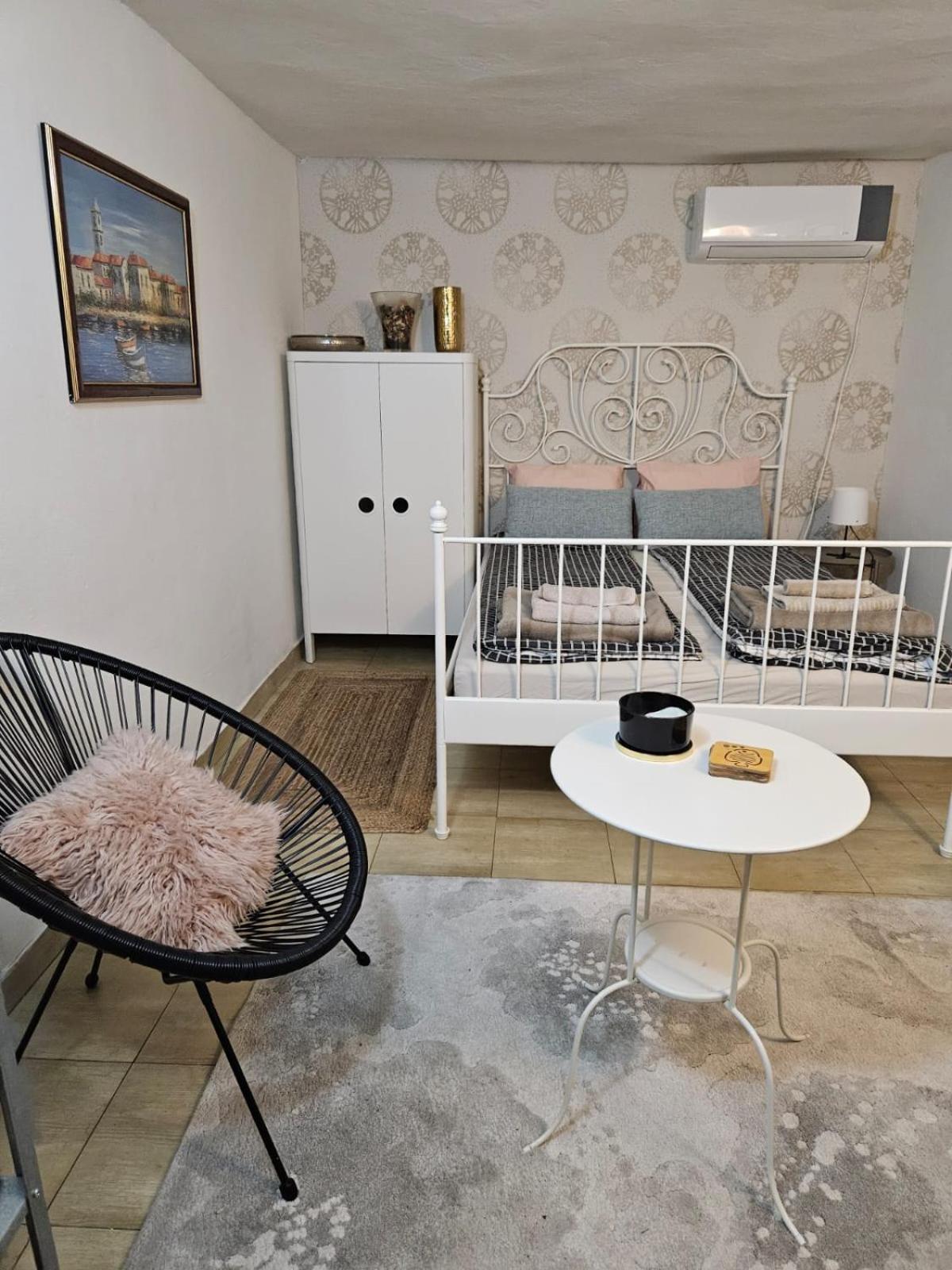 Apartman Podrumce,Netflix, Besplatan Parking 斯梅代雷沃 外观 照片