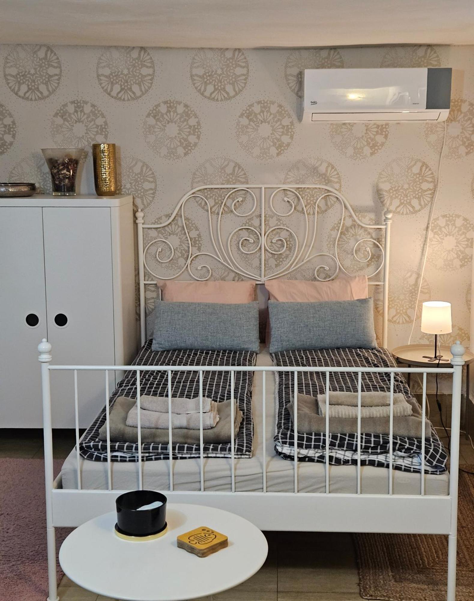 Apartman Podrumce,Netflix, Besplatan Parking 斯梅代雷沃 外观 照片